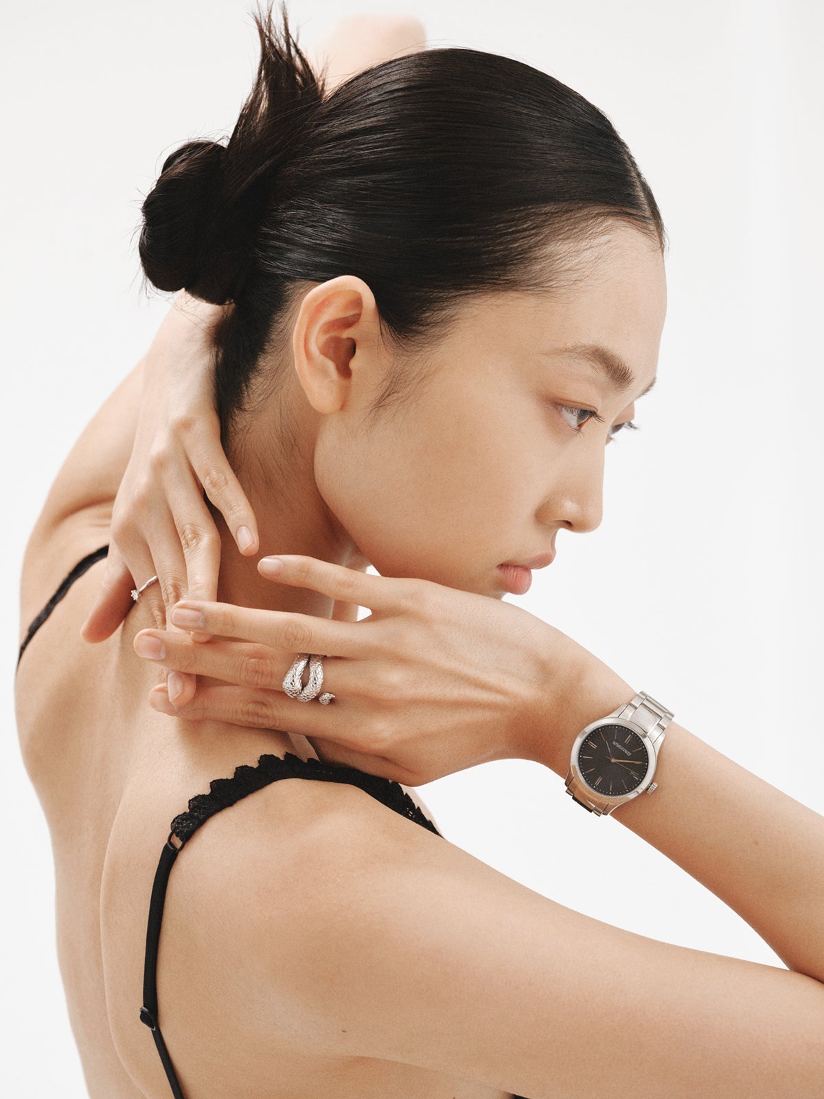 Reloj Mitte con correa de acero gris y esfera azul