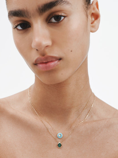 Colgante de oro amarillo de 9K con malaquita verde