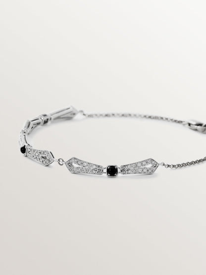 Pulsera de oro blanco de 18K con ónix negro y diamantes en talla brillante