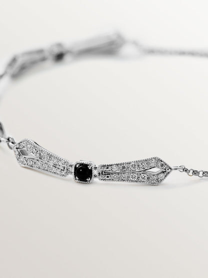 Pulsera de oro blanco de 18K con ónix negro y diamantes en talla brillante